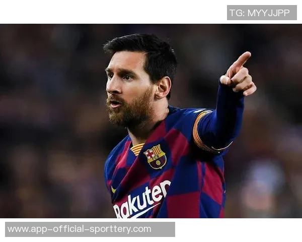 打破小贝纪录,布鲁日前锋福布斯是欧冠对巴萨传射最年轻球员