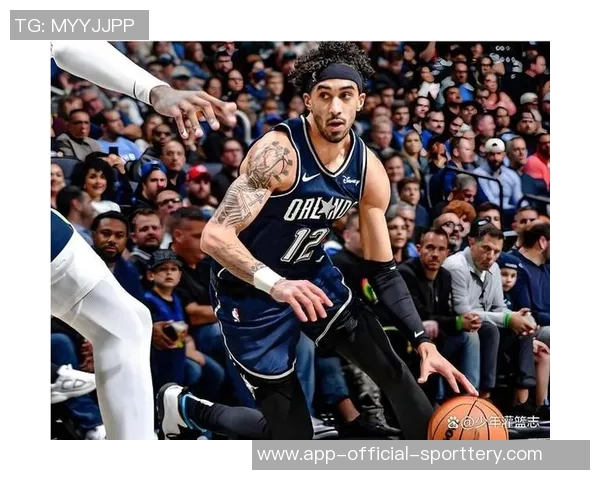 邓肯钦点!20岁菜鸟中锋爆发,创造NBA绝无仅有的纪录